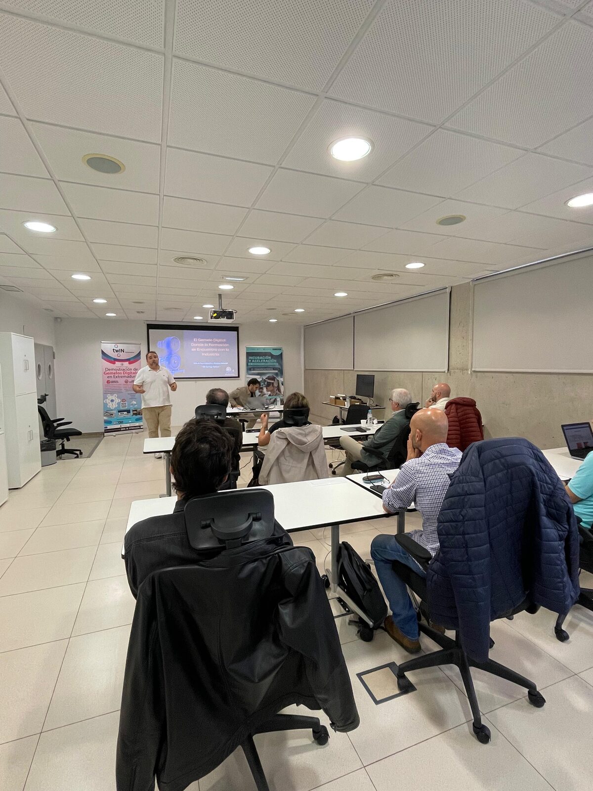 Presentación del proyecto Gemelo Digital en IRIA y COMPUTAEX 1