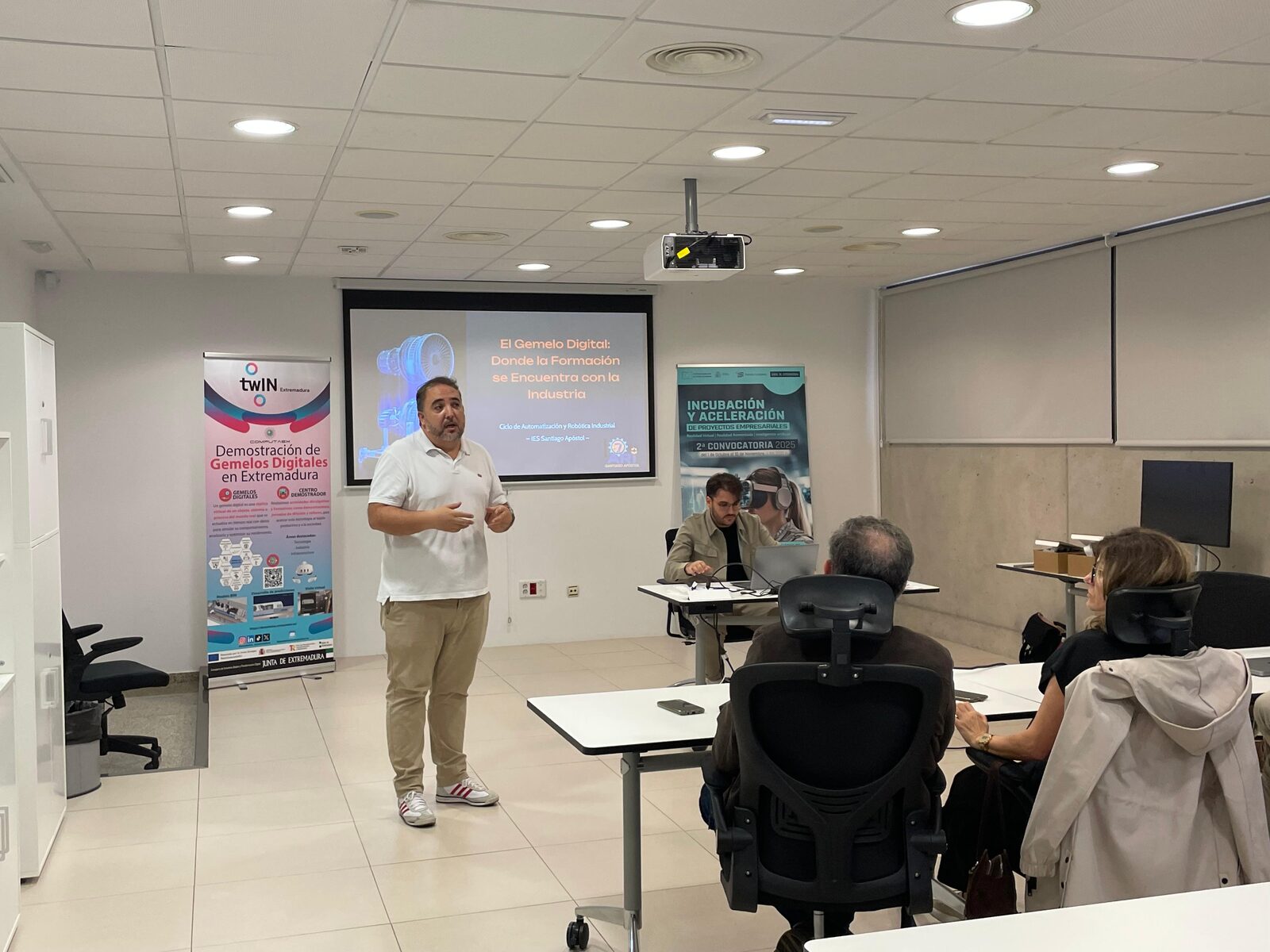 Presentación del proyecto Gemelo Digital en IRIA y COMPUTAEX 4