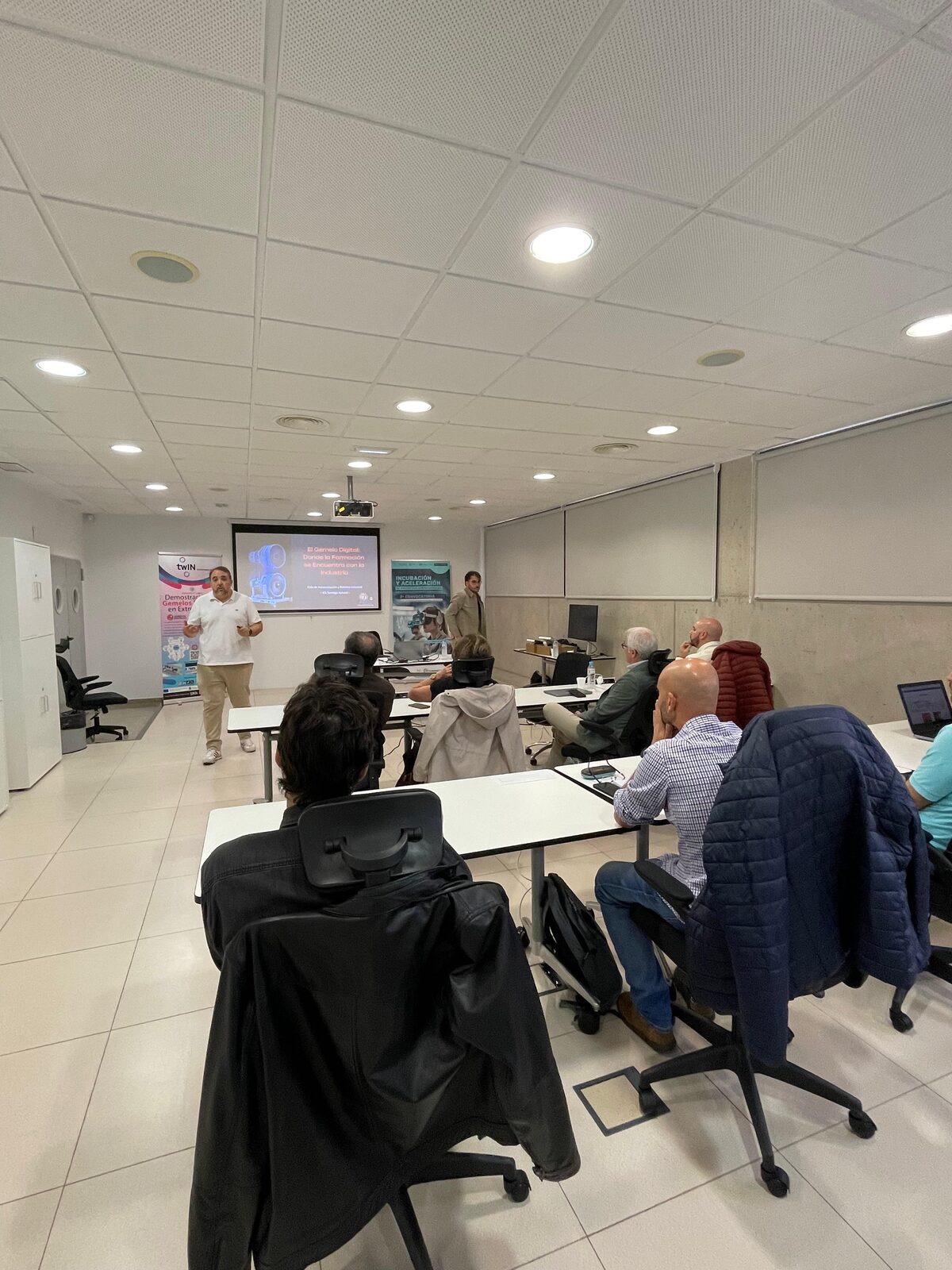 Presentación del proyecto Gemelo Digital en IRIA y COMPUTAEX 6