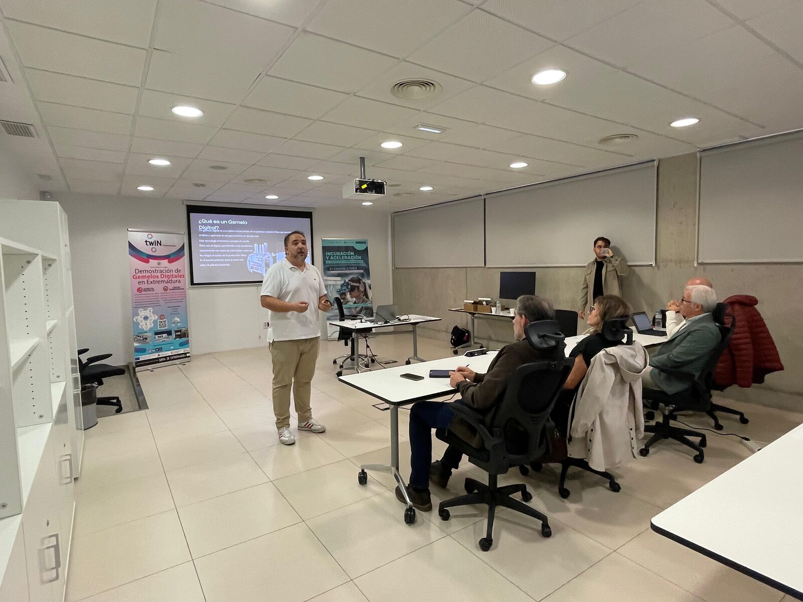 Presentación del proyecto Gemelo Digital en IRIA y COMPUTAEX 8